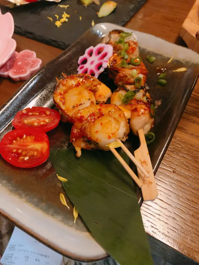 串燒麻辣廣島蠔、麻辣帆立貝