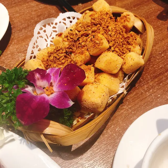 七味黃金炸一口金磚豆腐