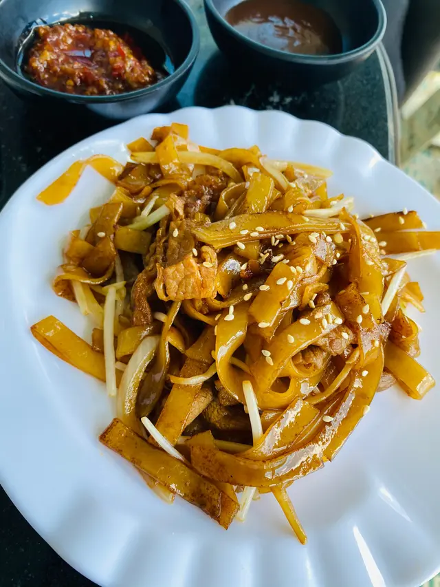 炒得好乾身,味道無茶記咁燶,怕吾飽可以叫一你份