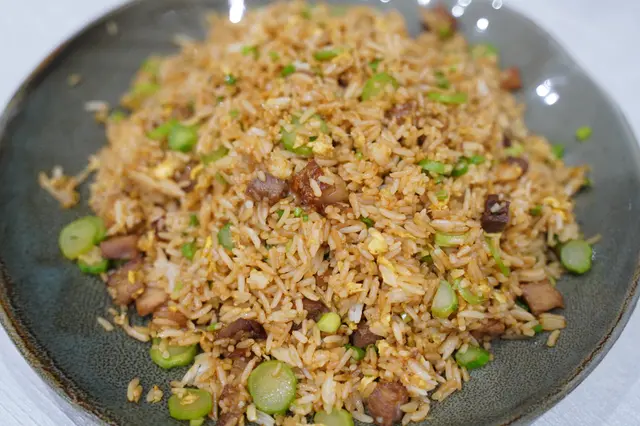 脆皮燒腩仔炒飯