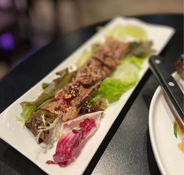 薄切炙燒吞拿魚腩