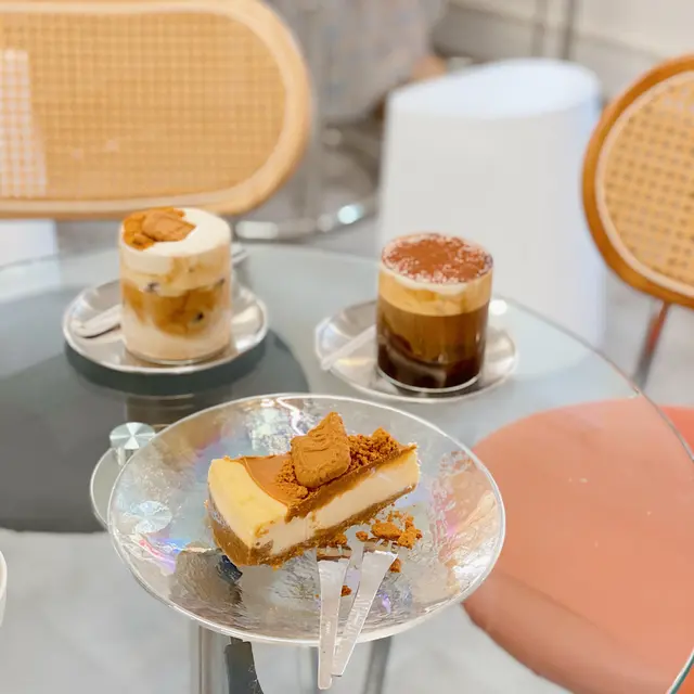 Lotus  Bisoff  Cheesecake