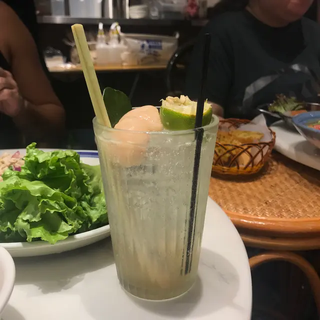 荔枝特飲