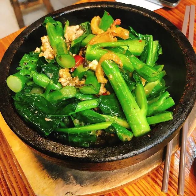 雪裏紅蝦干芥蘭煲