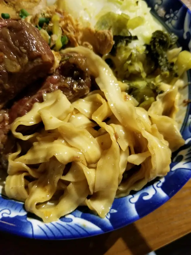 牛肉蔥油拌麵