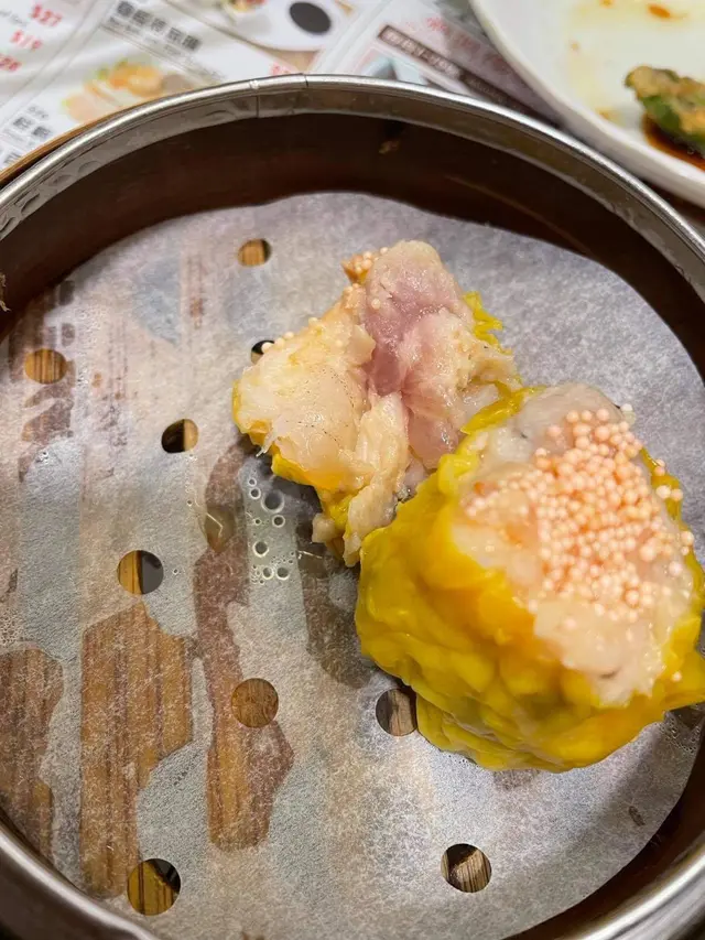 即叫即蒸,但生既豬肉燒賣