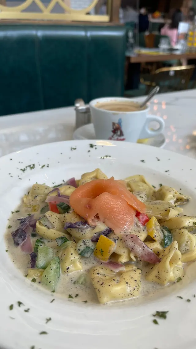 意大利雲吞煙三文魚意粉