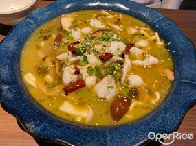 金湯酸菜魚 - 銅鑼灣的川滿居