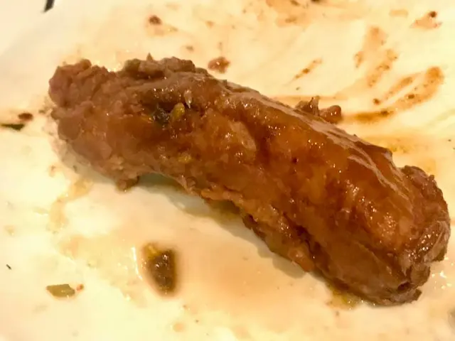 燒豬肋骨配脆薯條