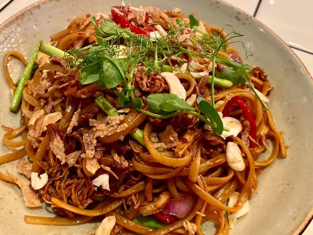 阿多博香辣雞絲炒意