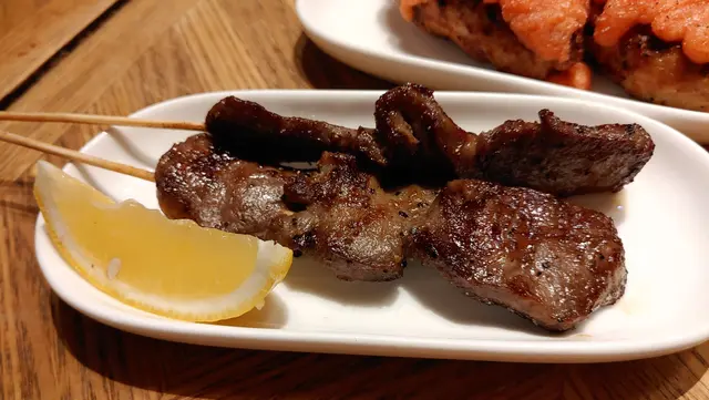 厚切牛舌串燒 (2串)