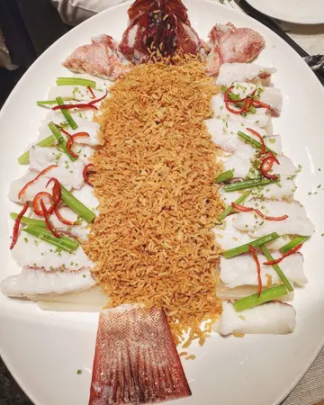 脆米海鲜汤浸东星斑