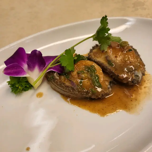 白胡椒爆炒南非鮑魚