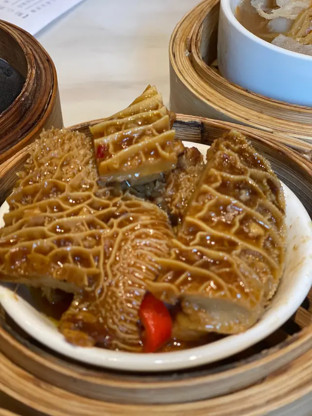 好味彈牙但太大塊，切細舊啲會容易食啲