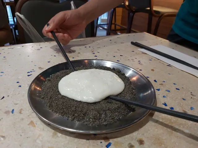 奶奶麻糬配黑芝麻