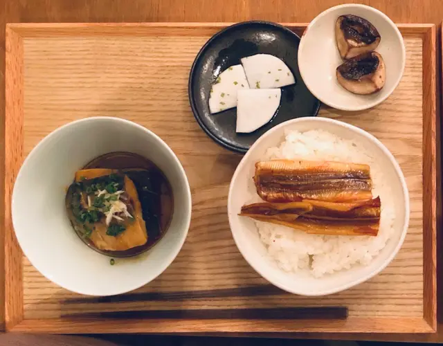味噌煮鯖魚&烤海鰻定食