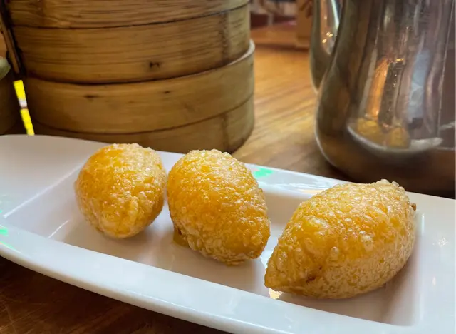 百吃不厭鹹水角