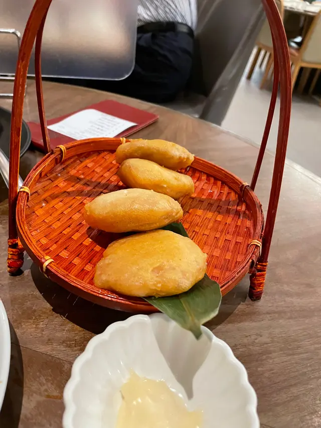 無味，有少少咬口，好彩冇油益味😏