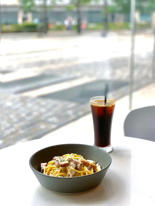 厚切意大利煙肉配卡邦尼意粉