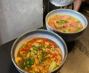 招牌泡椒牛腩麵