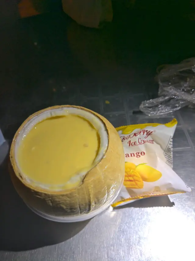 
椰皇楊枝甘露