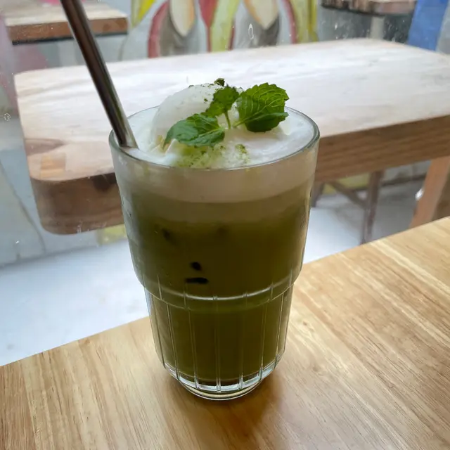 宇治抹茶豆乳拿鐵配北海道牛奶雪糕