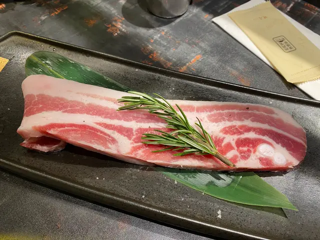 濟州豪快黑毛豬五花肉