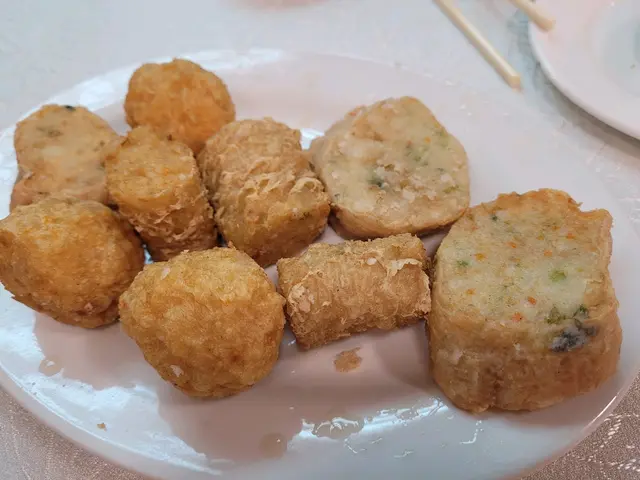 炸三棗，蝦蟹棗，墨魚卷