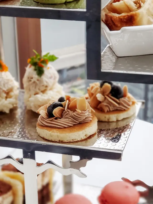 鴨肝醬·藍莓熱香餅