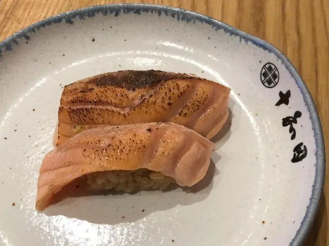 火炙三文魚壽司