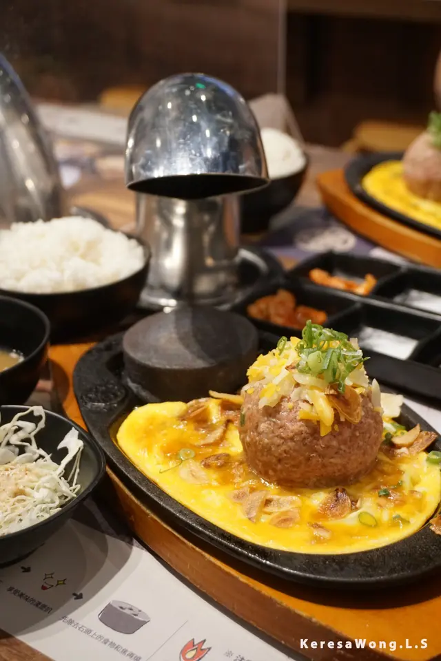 芝士蛋和牛漢堡扒