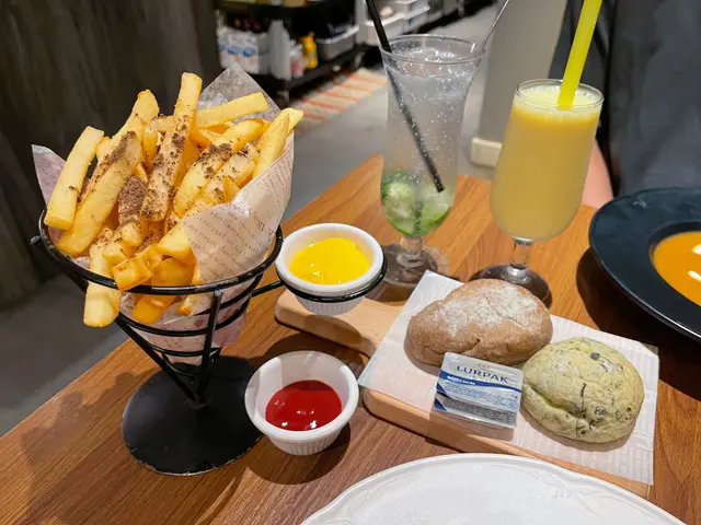 黑松露岩芝士薯條