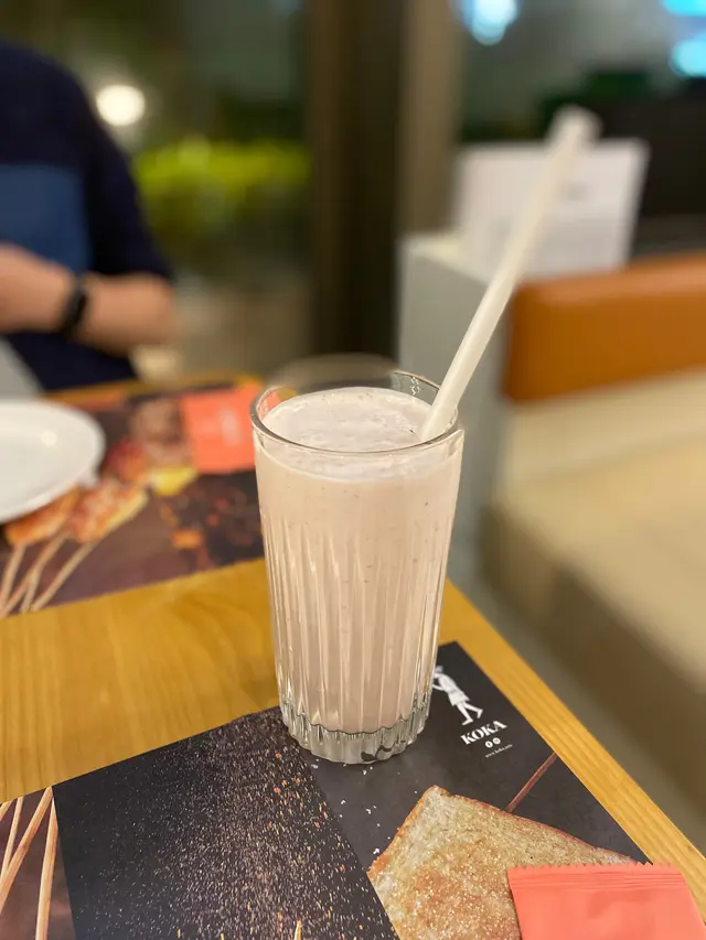 Mixed  Berries  Yogurt  Smoothie