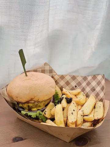 手打黑松露牛肉漢堡包