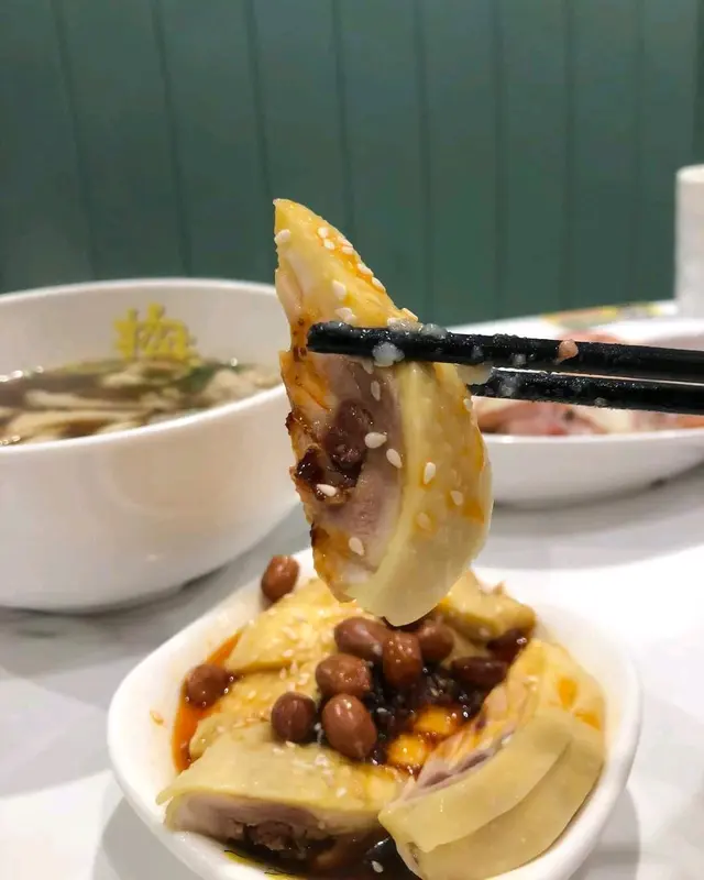 口水雞刀削麵的口水雞