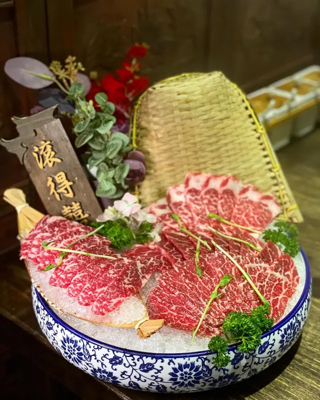 御前一品 手切牛肉拼盤 