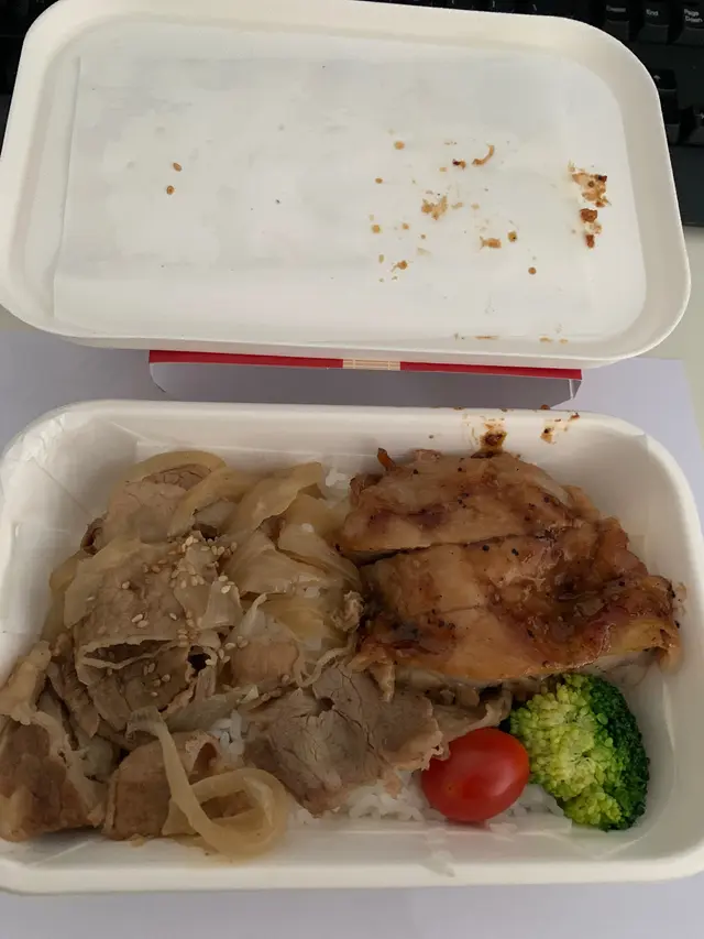 山賊雞扒拼安格斯牛丼