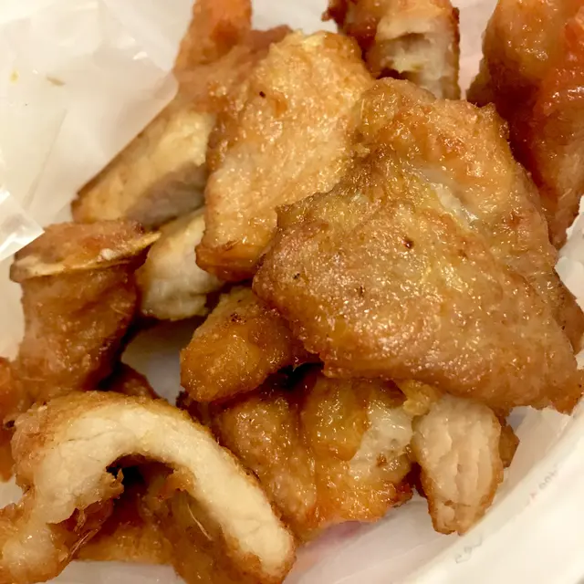 睇住廚師炸，好有心機，切到細細件，夠精緻