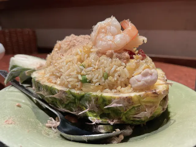 原個菠蘿炒飯