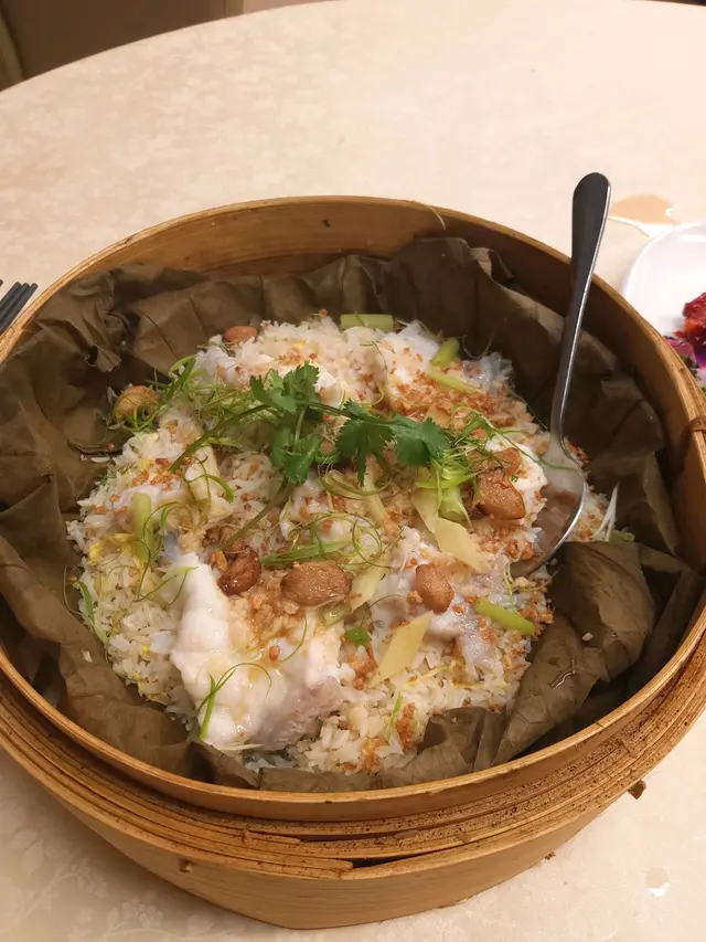 荷香龍躉球蒸飯