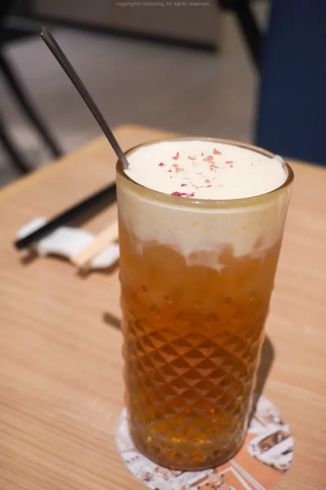 蜂蜜茉莉綠茶奶蓋