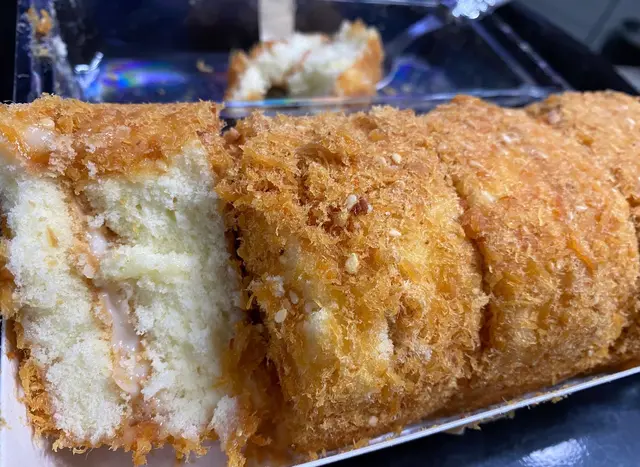 蟹皇味肉鬆小方 (肉鬆蛋糕)