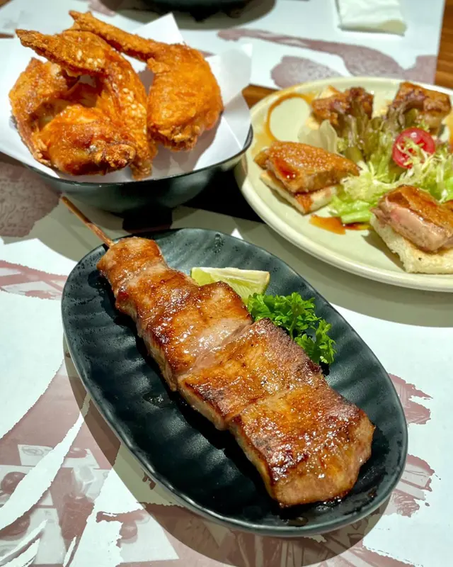 燒特級牛脷心 & 脆炸芝麻雞翼