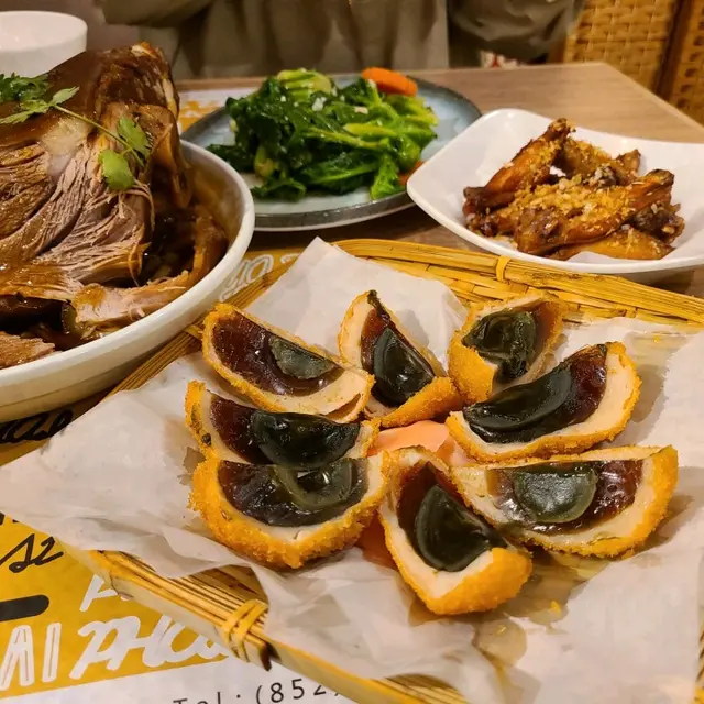 酥炸皮蛋