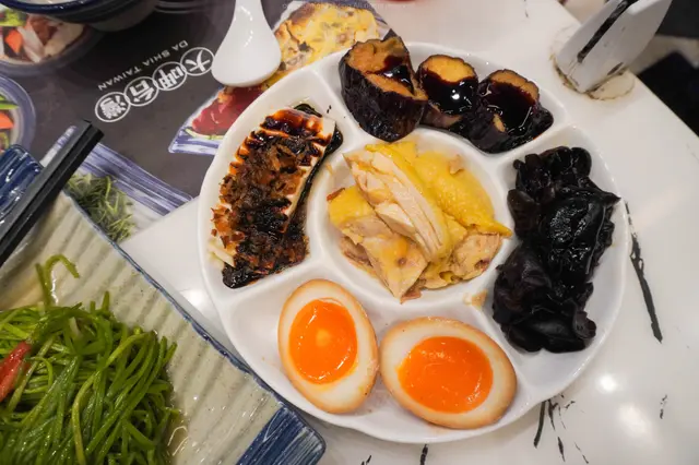 大呷綜合涼菜拼盤