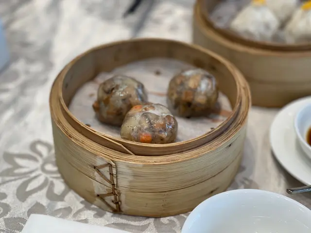 黑松露素菜餃