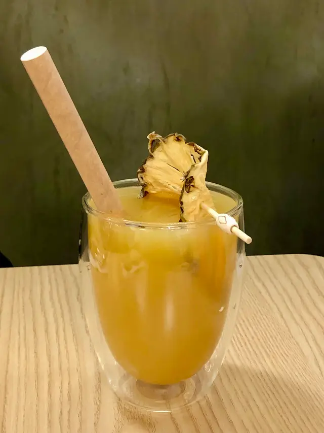 冷壓菠蘿汁