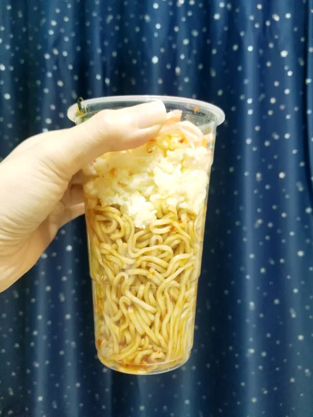 賽螃蟹杯麵