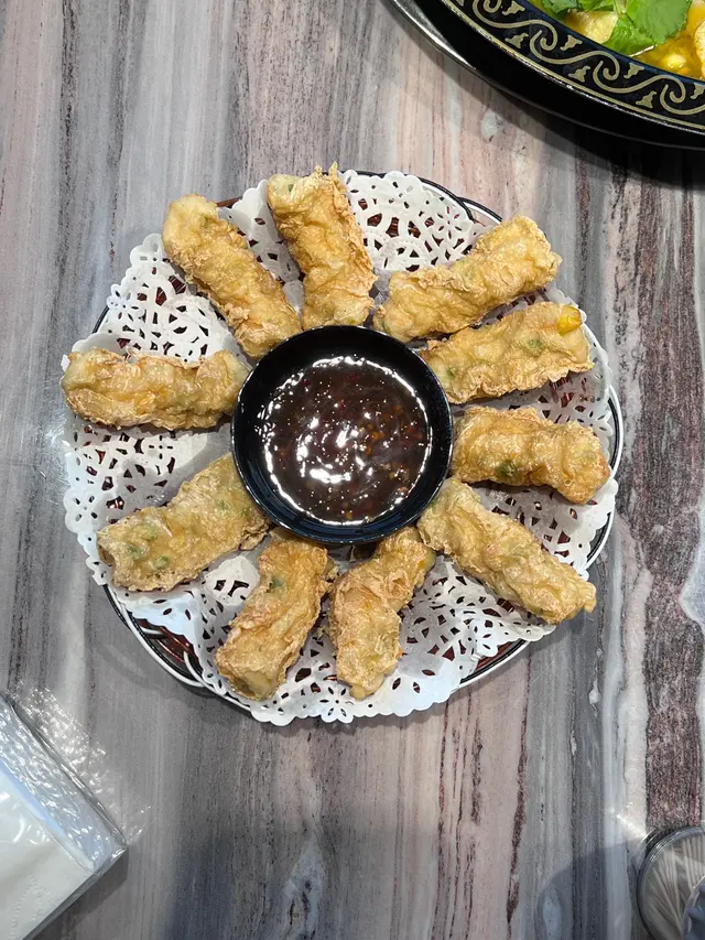 香脆炸墨魚春卷