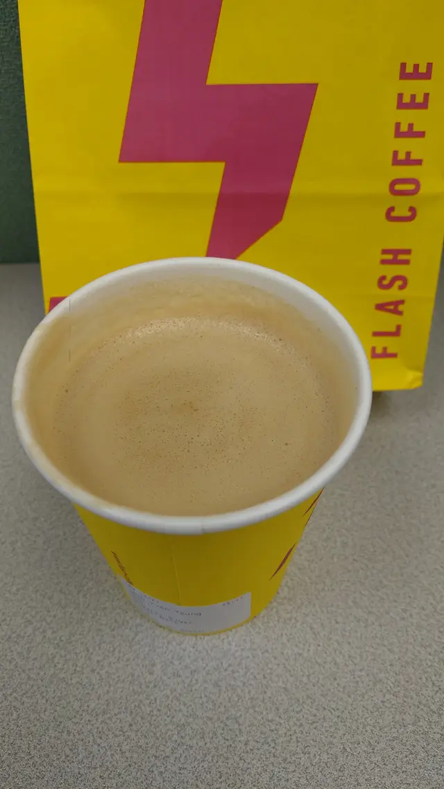 香滑的奶茶與甘味的咖啡口味平衡